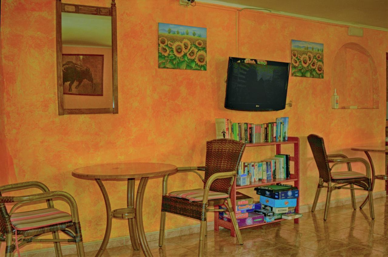 Hostal Atlanta 엘아레날 외부 사진